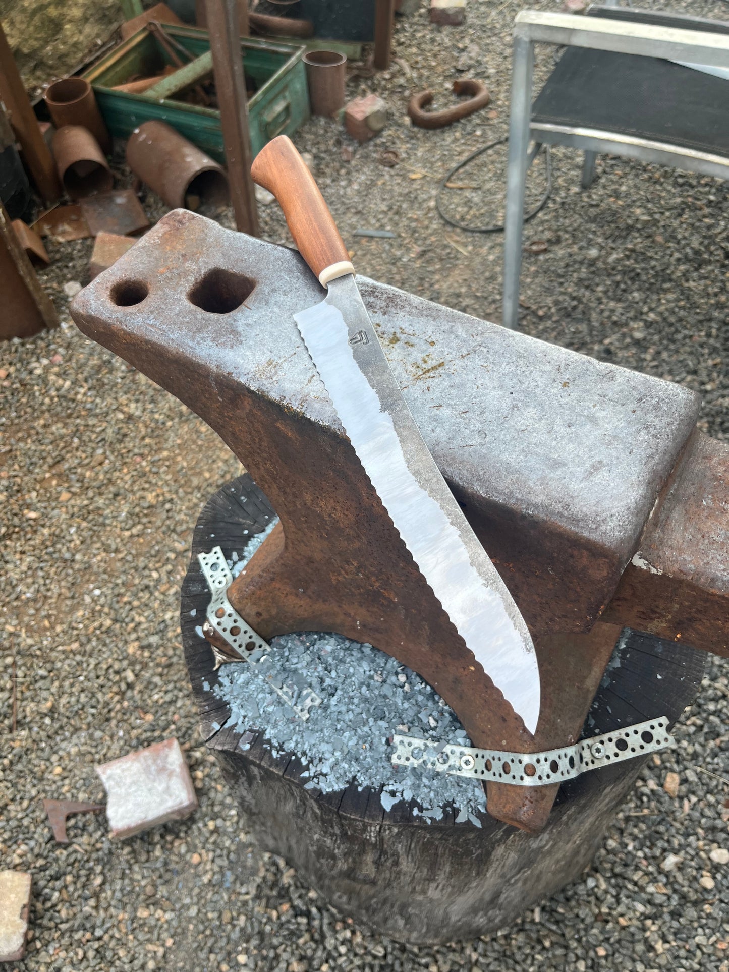 Bread knife 251x40 mm high carbon steel